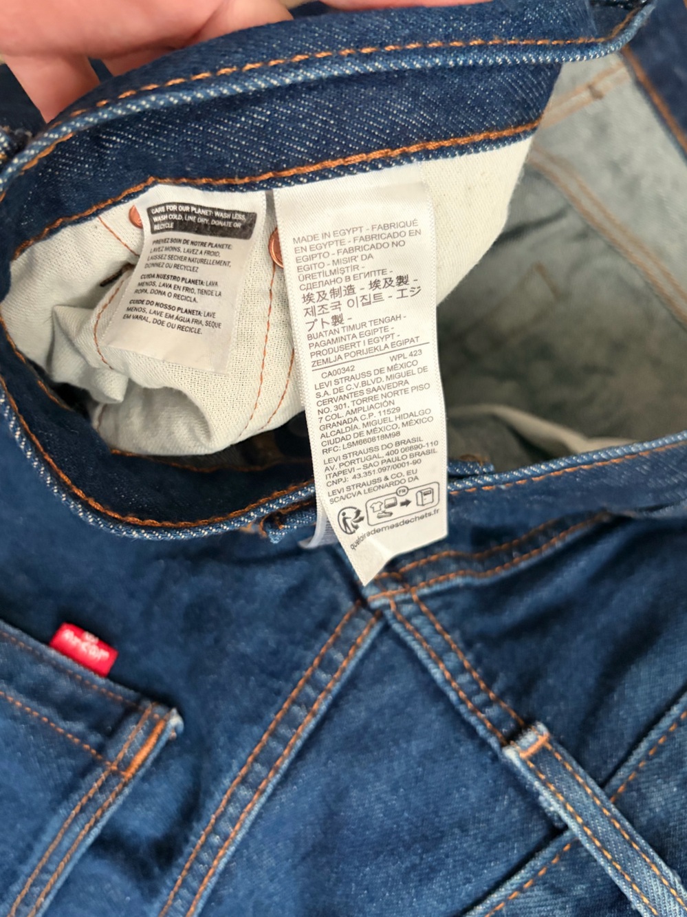 Levi's 501 Blue Men’s Classic Denim Jeans - Light to Dark Wash Make Offer! - Picture 9 of 10
